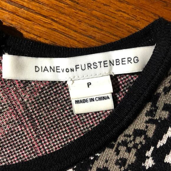 Diane von Furstenberg Kenya Long Sleeve Dress - Picture 9 of 9